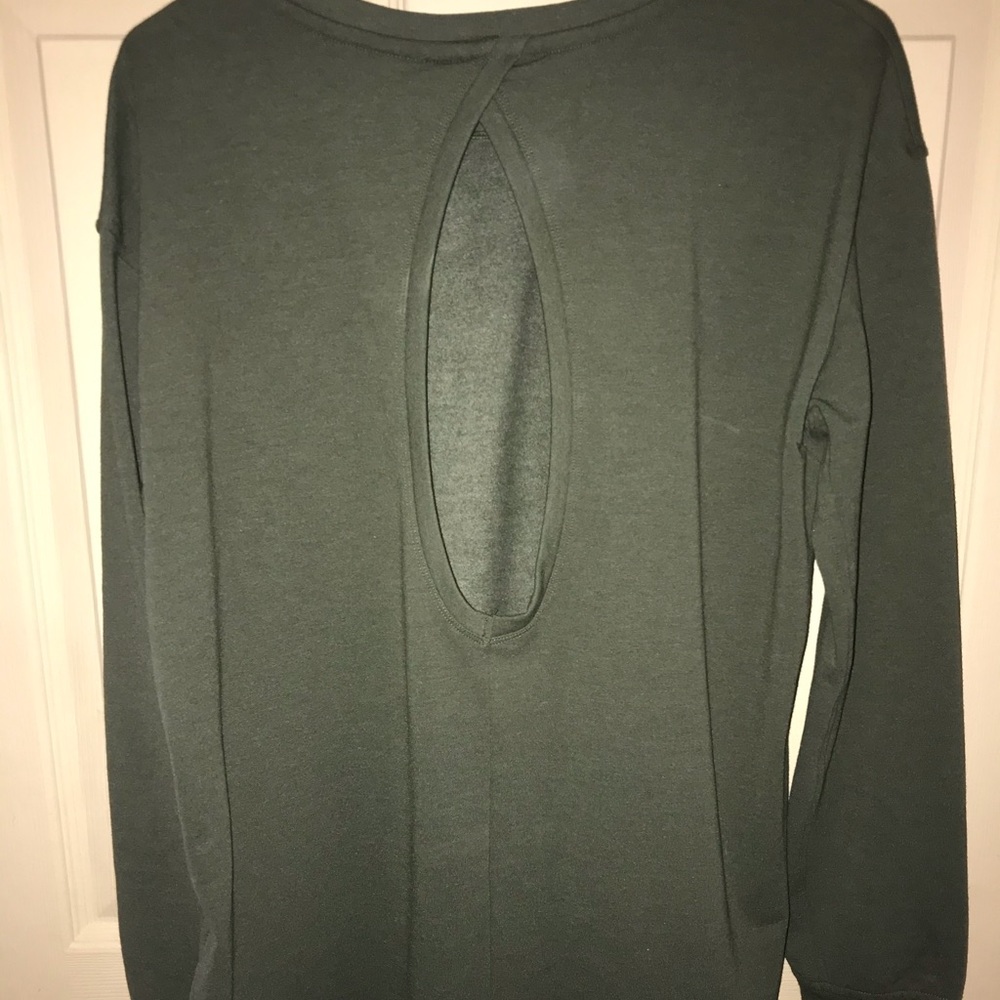 Sweater - Picture 2 of 3